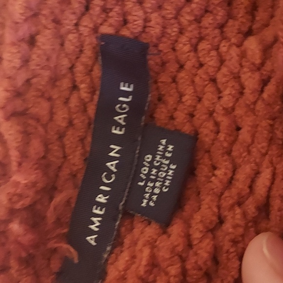American Eagle Sweater - Picture 7 of 7